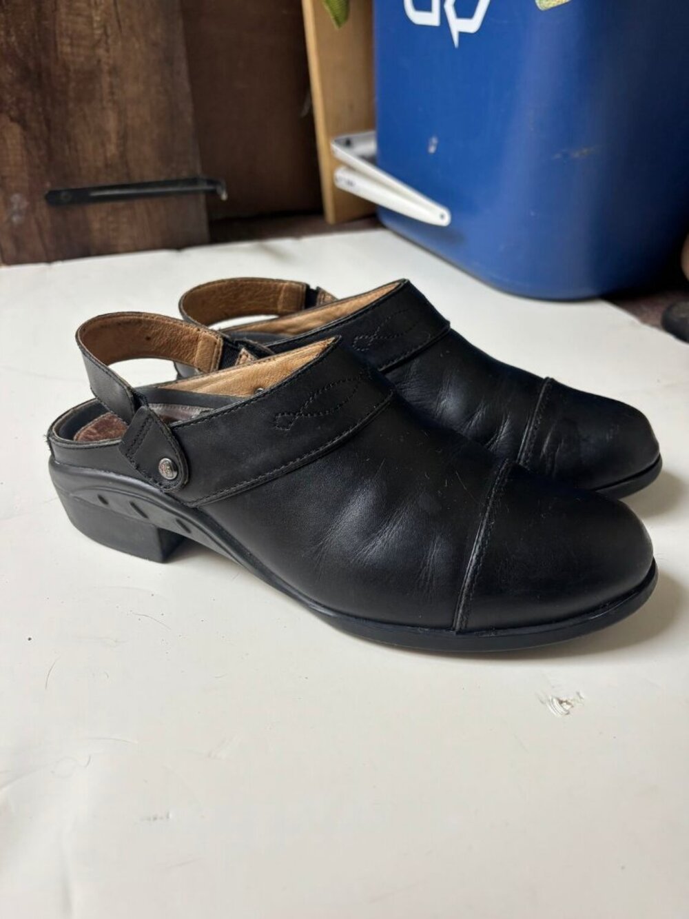 Ariat Sport Mule Black Leather Slingback Clogs Mules size 8.5
